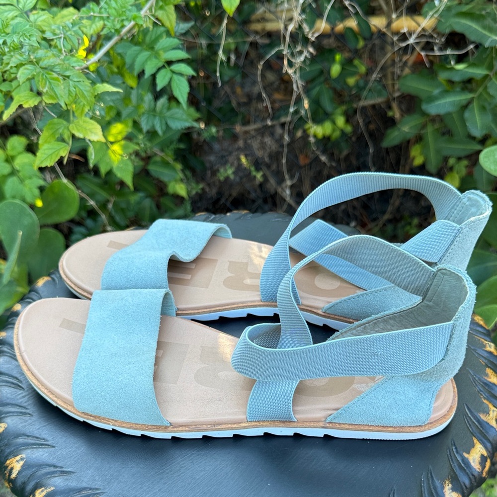 Sorel Women's Ella II Sandals, size 11 - Picture 2 of 7